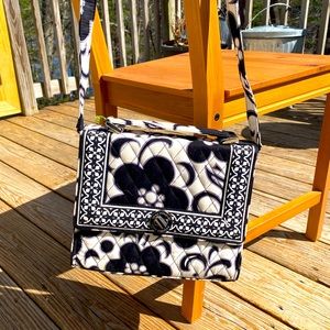Vera Bradley “Night and Day” quilted purse!